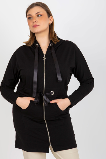 Melns, liela izmēra...