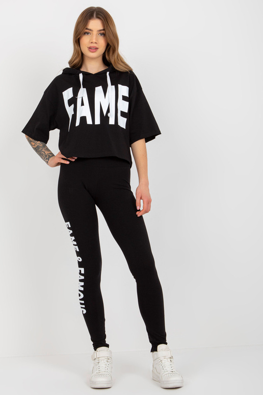 Melns ikdienas komplekts ar legingiem...