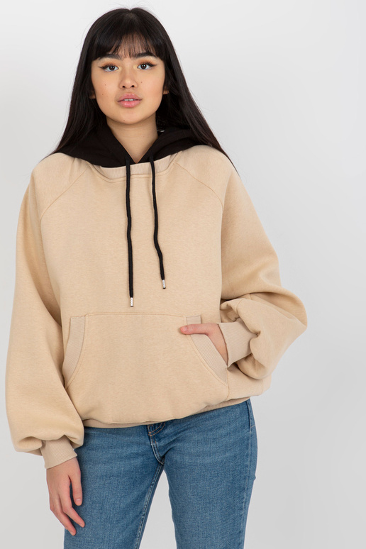 Bēša un melna sporta krekla oversize...