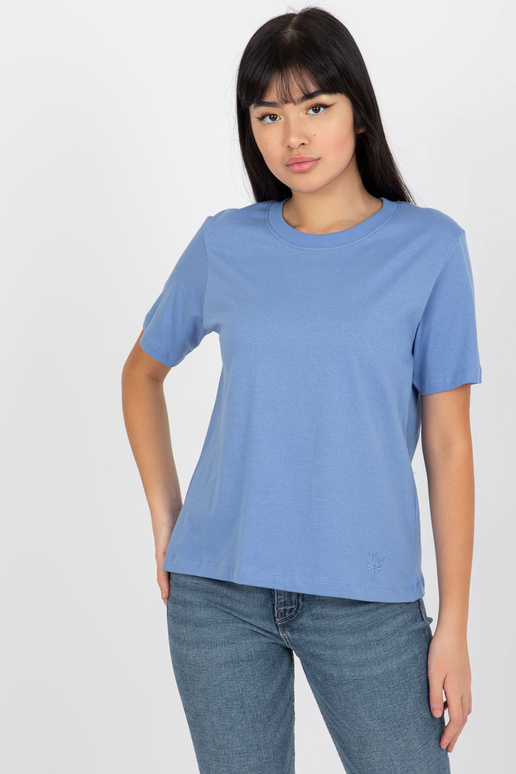 Zils klasisks T-krekls no kokvilnas... Zils klasisks T-krekls no kokvilnas...