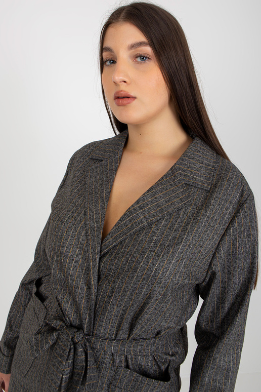 Pelēks plus izmēra žakete no uzvalka... Pelēks plus izmēra žakete no uzvalka...