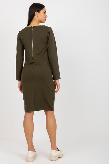 Khaki krāsas ikdienas... 2