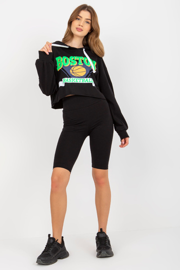 Melns sieviešu ikdienas...