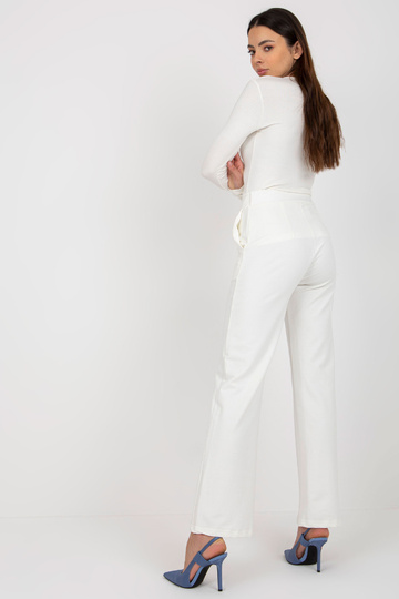 Ecru uzliesmojošās sporta...