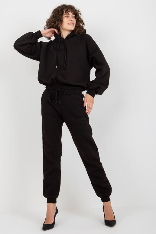 Melns divdaļīgs sporta kreklu...