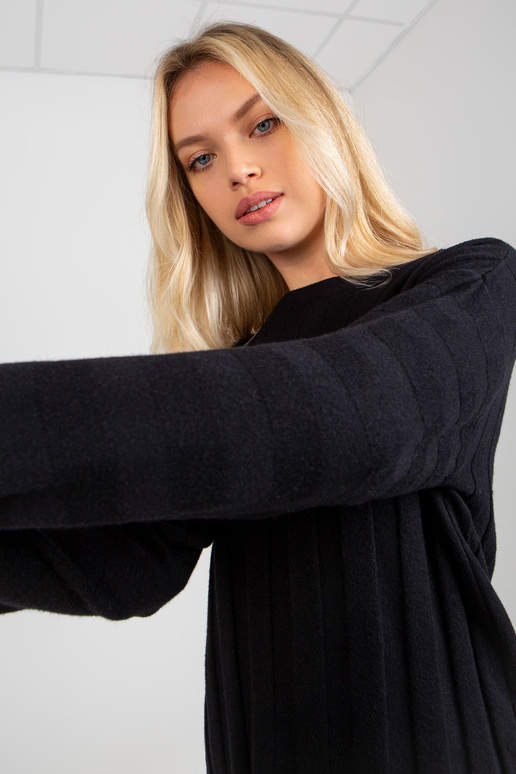 Melns gluds klasisks džemperis ar...