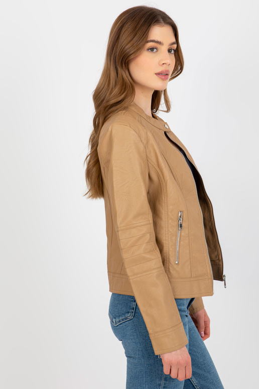 Vieglas kamieļkrāsas eko-ādas... Vieglas kamieļkrāsas eko-ādas...