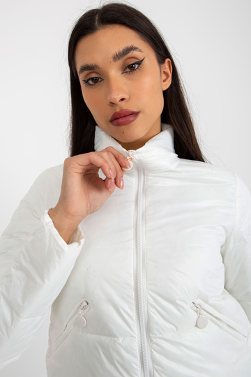 Ecru īsa pārejas stepēta...