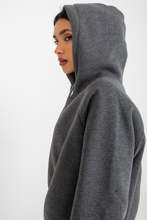 Tumši pelēka sporta krekla pamata...