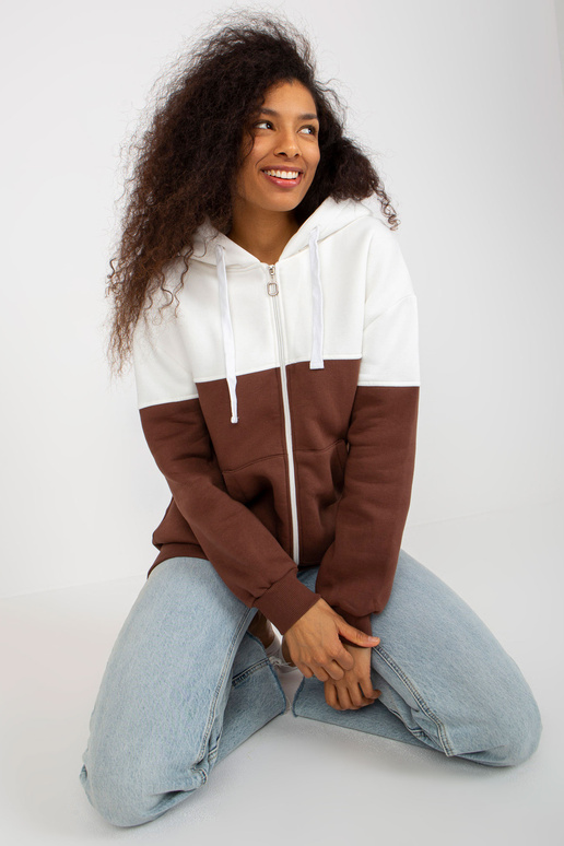 Ekrbrūns džemperis pamata kapuci