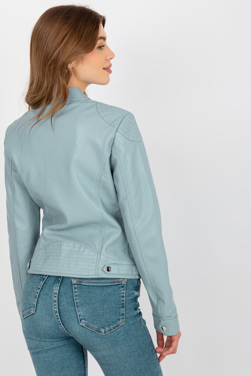 Gaiši zila eko-ādas bikerjaka ar oderi