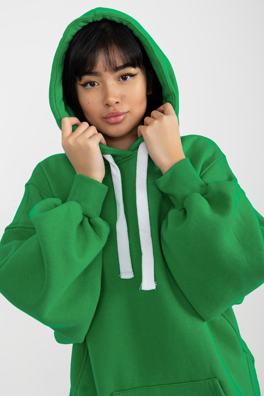 Zaļš džemperis pamata oversize...