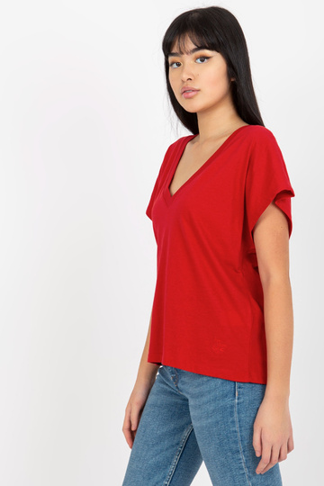 Sarkans T-krekls ar V veida...