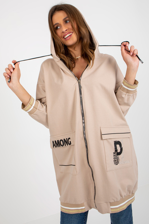 Bēšs garš džemperis ar kapuci un kabatām Bēšs garš džemperis ar kapuci un kabatām