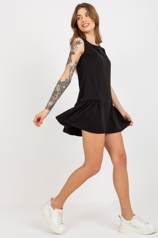 Melna, volānveida pamata minikleita...