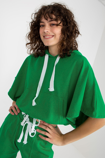 Zaļš vasaras sporta krekla...