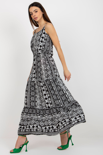 Zema līmeņa melna maxi... 2