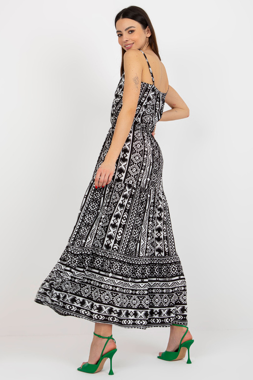 Zema līmeņa melna maxi kleita ar lencēm