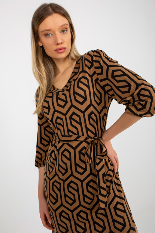 Kamieļu un melna midi kleita ar...