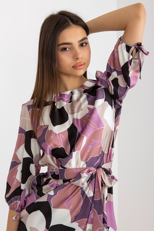 Violeta kokteiļkleita ar sasienamu...