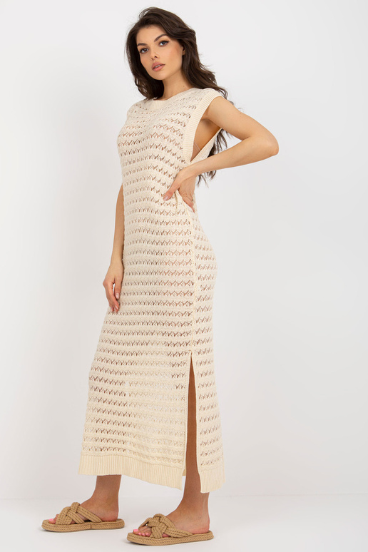 Gaiši bēša vasaras trikotāžas kleita...