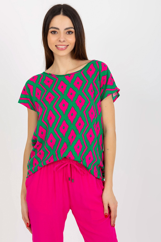 Zaļa blūze ar apdruku un īsām... Zaļa blūze ar apdruku un īsām...