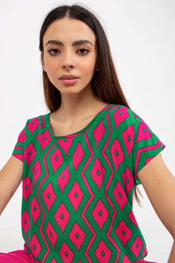 Zaļa blūze ar apdruku un... 2