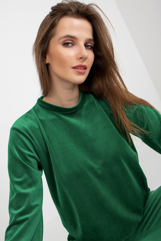 Zaļš sieviešu velūra komplekts ar...