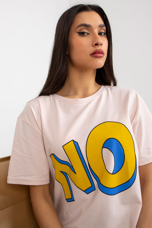 Bāli rozā kokvilnas T-krekls ar uzrakstu