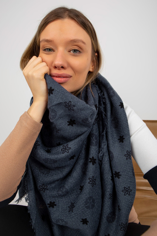 Tumši zila sieviešu apdrukāta šalle