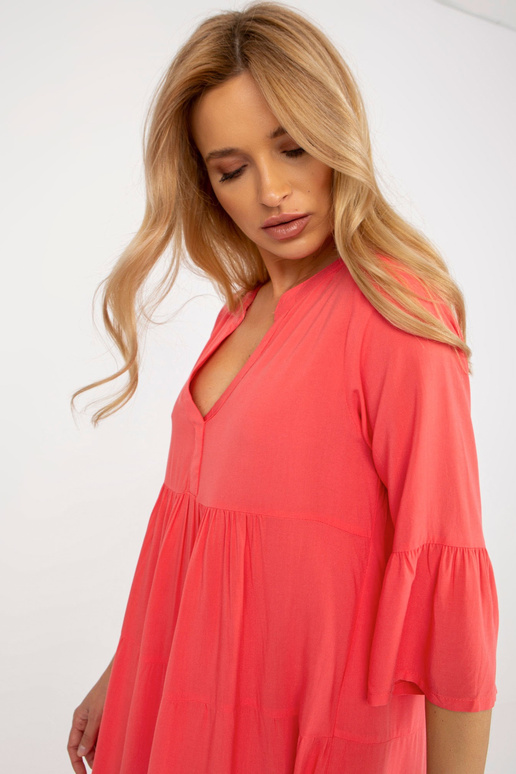 Koraļļu brīva volānu kleita ar 3/4...