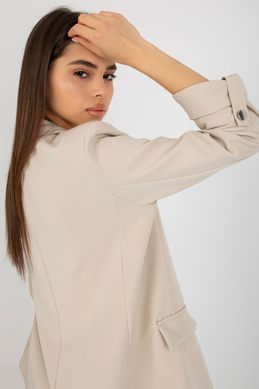 Gaiši bēšs sieviešu žakete bez... Gaiši bēšs sieviešu žakete bez...