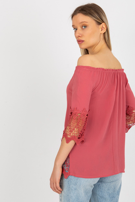 Netīri rozā spāņu blūze ar ažūra apdari