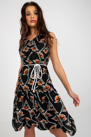 Melna, ziedu kleita ar linu