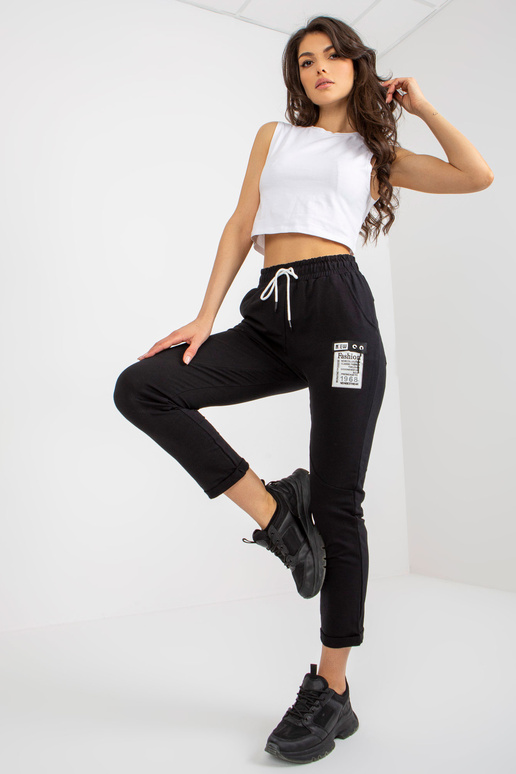 Melnas sieviešu sporta bikses ar potītēm