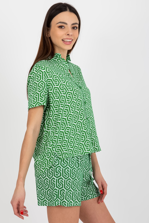 Zaļa T-kreklu blūze ar īsām...