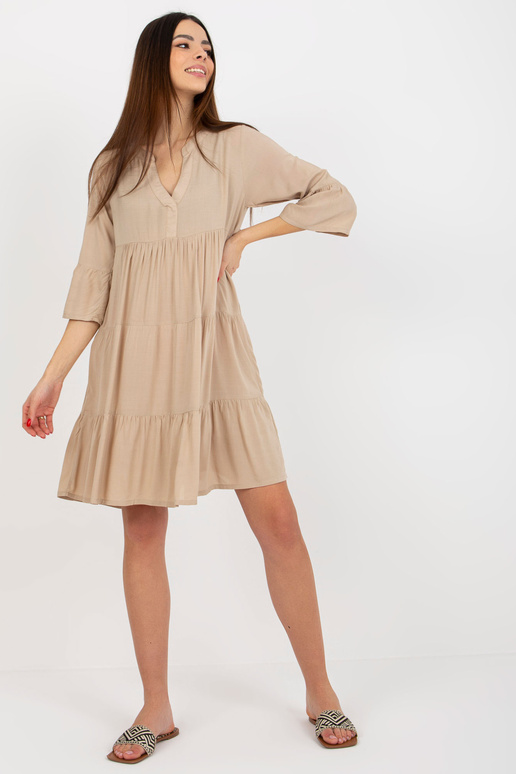 Bēša vasaras kleita ar volānu ar...