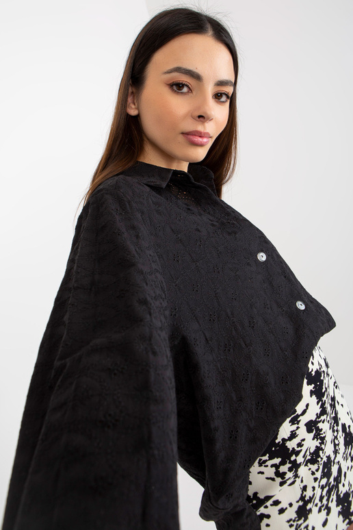 Melns ažūra oversize krekls ar apkakli