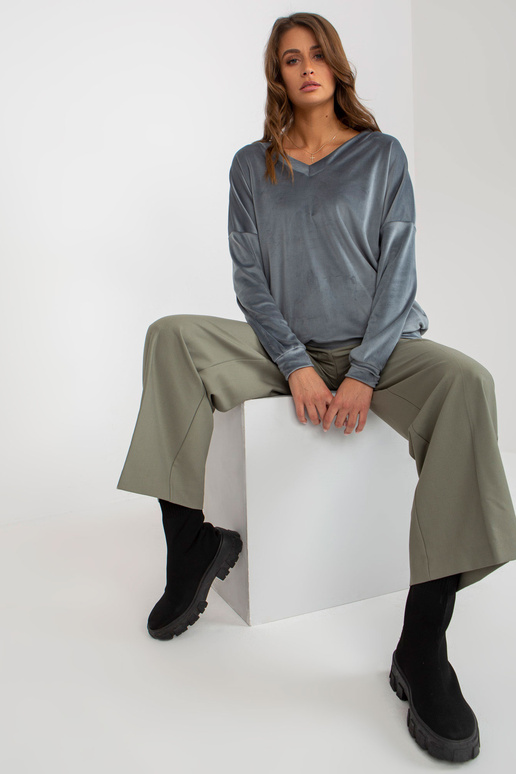 Netīri zila velūra džemperis bez...