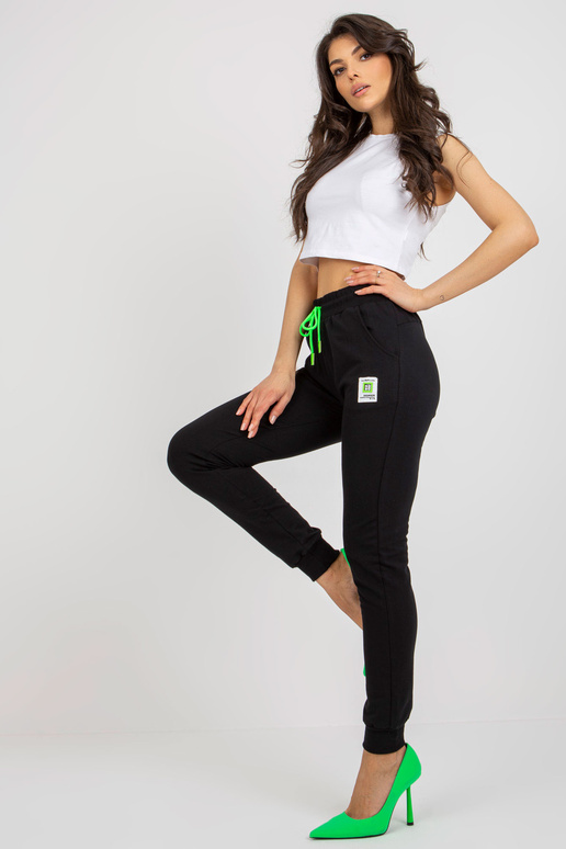 Melnas kokvilnas sporta bikses ar...