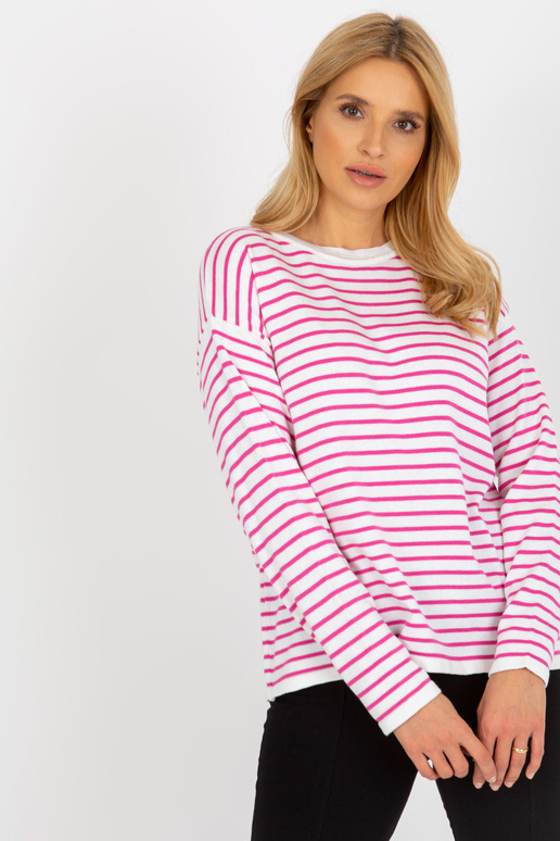 Balts un gaiši violets svītrains...