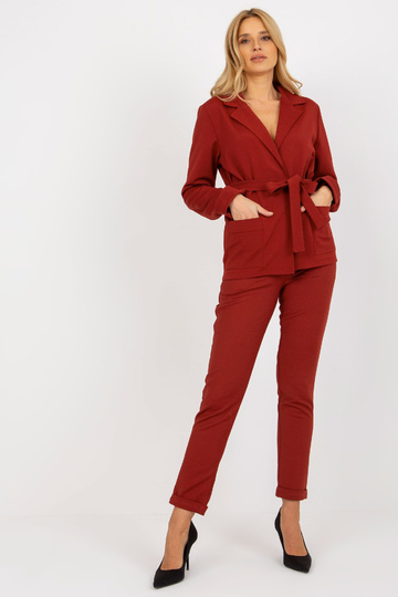 Bordo krāsas uzvalka žakete...