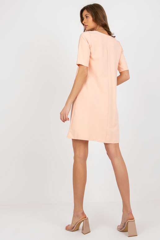 Persiku vienkārša kokteiļkleita ar...