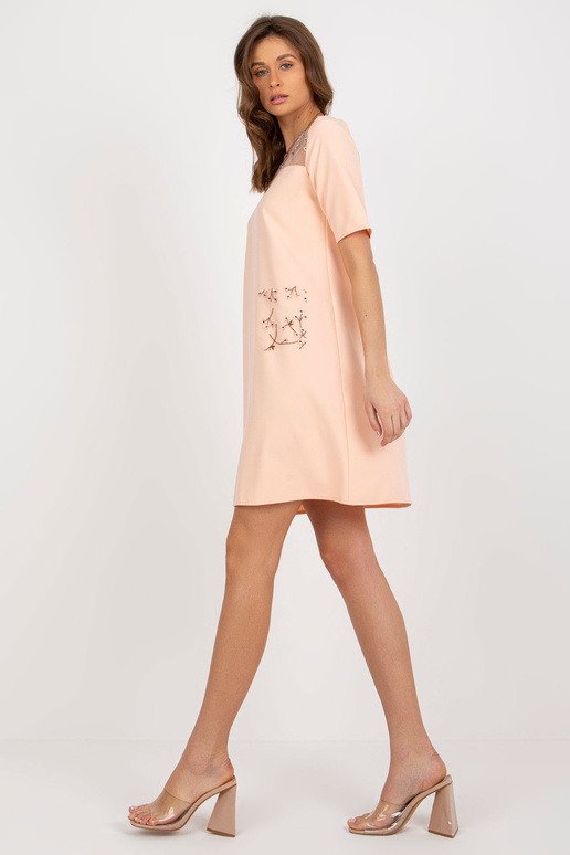 Persiku vienkārša kokteiļkleita ar...