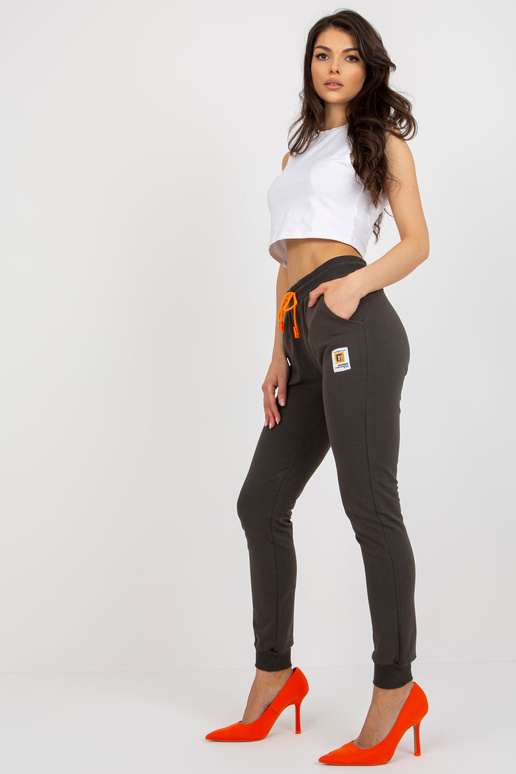 Khaki krāsas sieviešu sporta bikses...