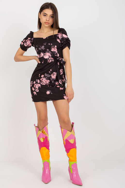 Ilona Melna un Rozā zīmuļu ziedu...