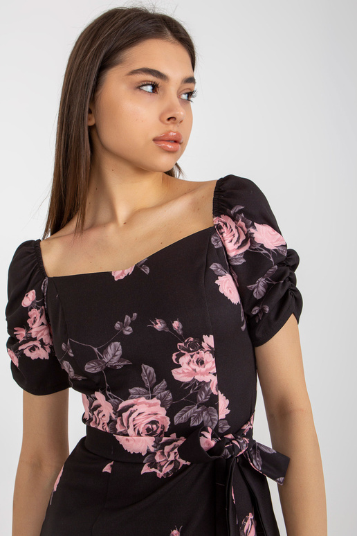 Ilona Melna un Rozā zīmuļu ziedu...