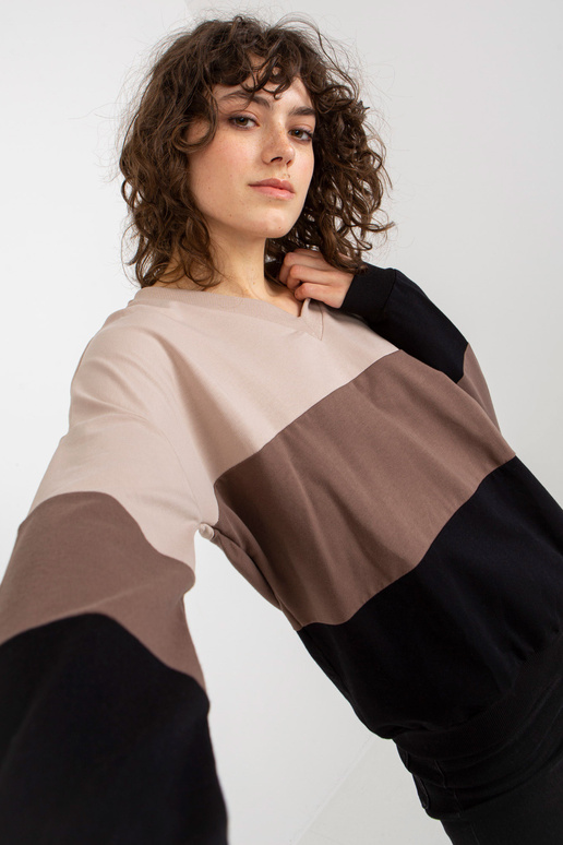 Bēšs un melns sieviešu pamata sporta...