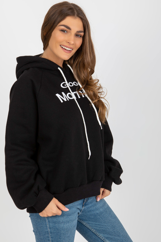 Melns sporta krekls ar kapuci un...