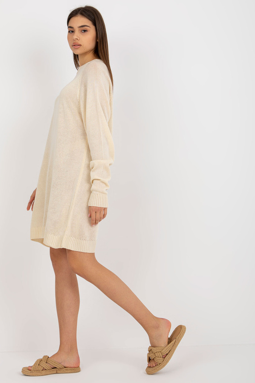 Gaiši bēša oversize vasaras...